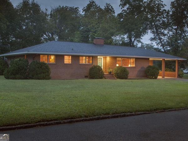 437 Pine Street, Madison, GA 30650