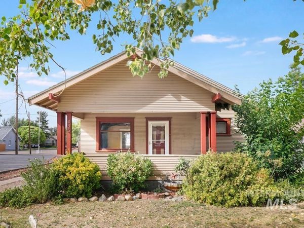 435 6th Ave N, Twin Falls, ID 83301