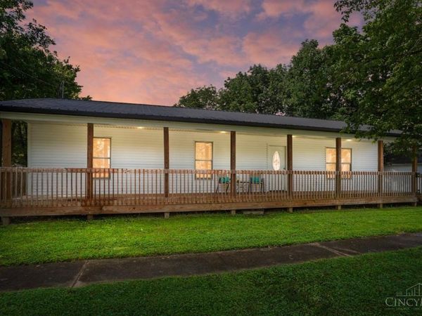 106 Central Avenue, Blanchester, OH 45107