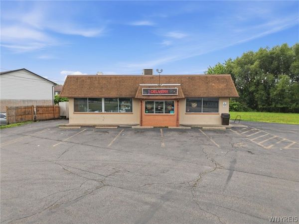 2195 Clinton Street , Buffalo, NY 14206