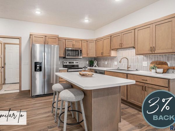 3513 S Jerome Pl, Sioux Falls, SD 57106