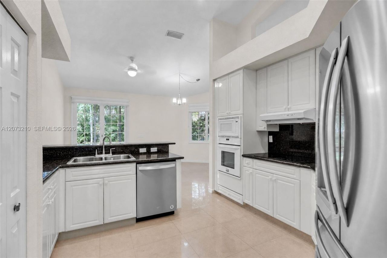 1090 SW 156th Ave , Pembroke Pines, FL 33027 Photo