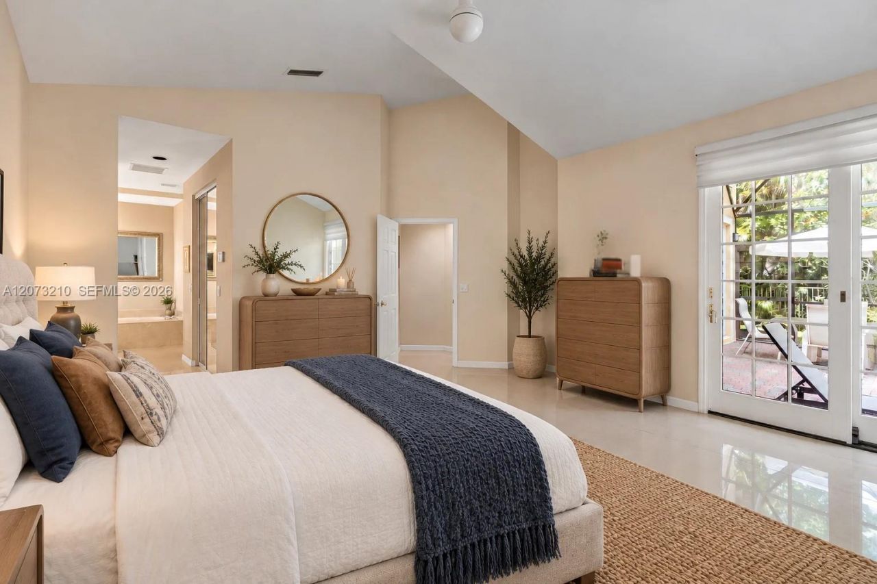 1090 SW 156th Avenue, Pembroke Pines, FL 33027 Photo