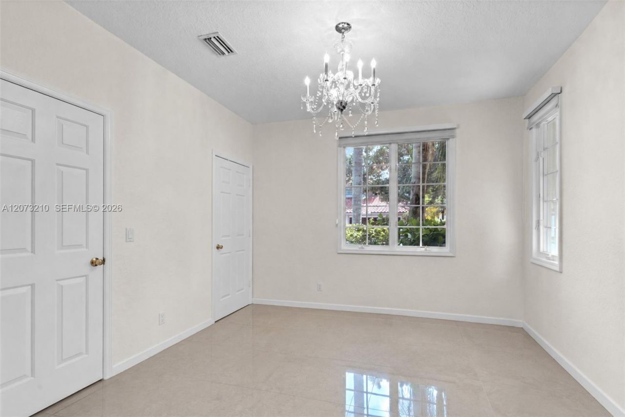 1090 SW 156th Ave , Pembroke Pines, FL 33027 Photo