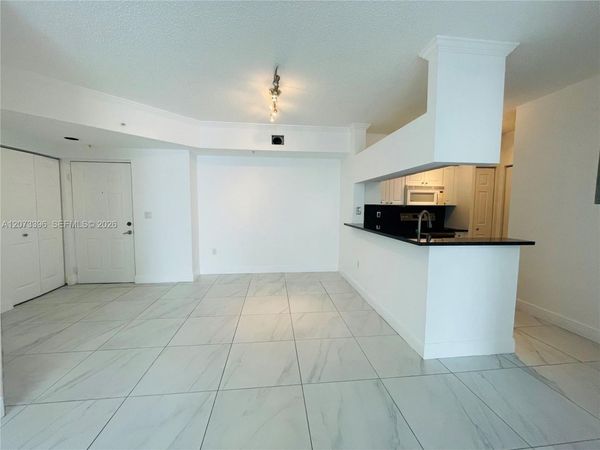17150 N Bay Rd , Unit 2902, Sunny Isles Beach, FL 33160