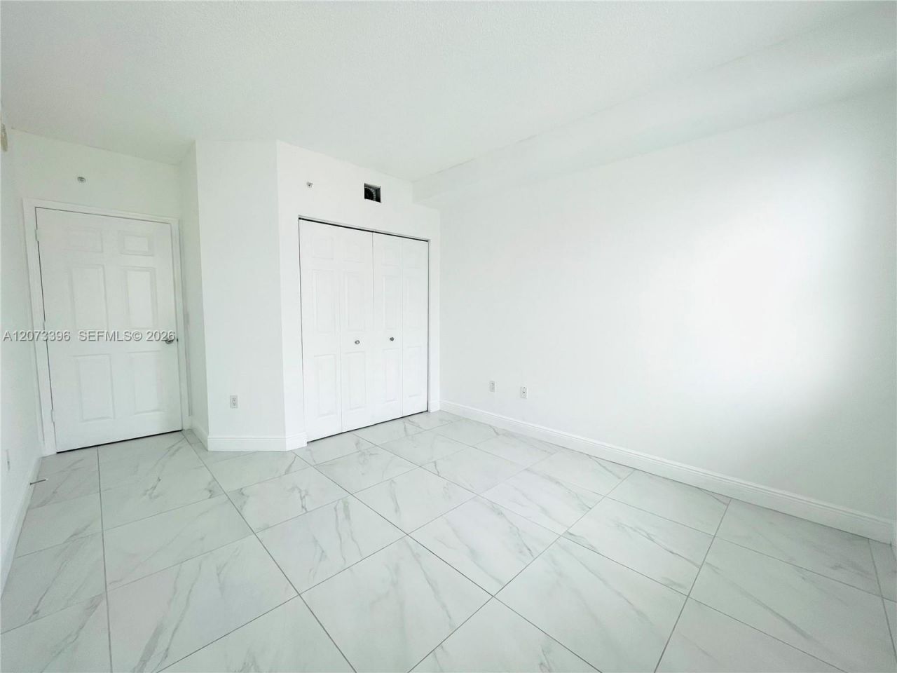 17150 N Bay Rd , Unit 2902, Sunny Isles Beach, FL 33160 Photo