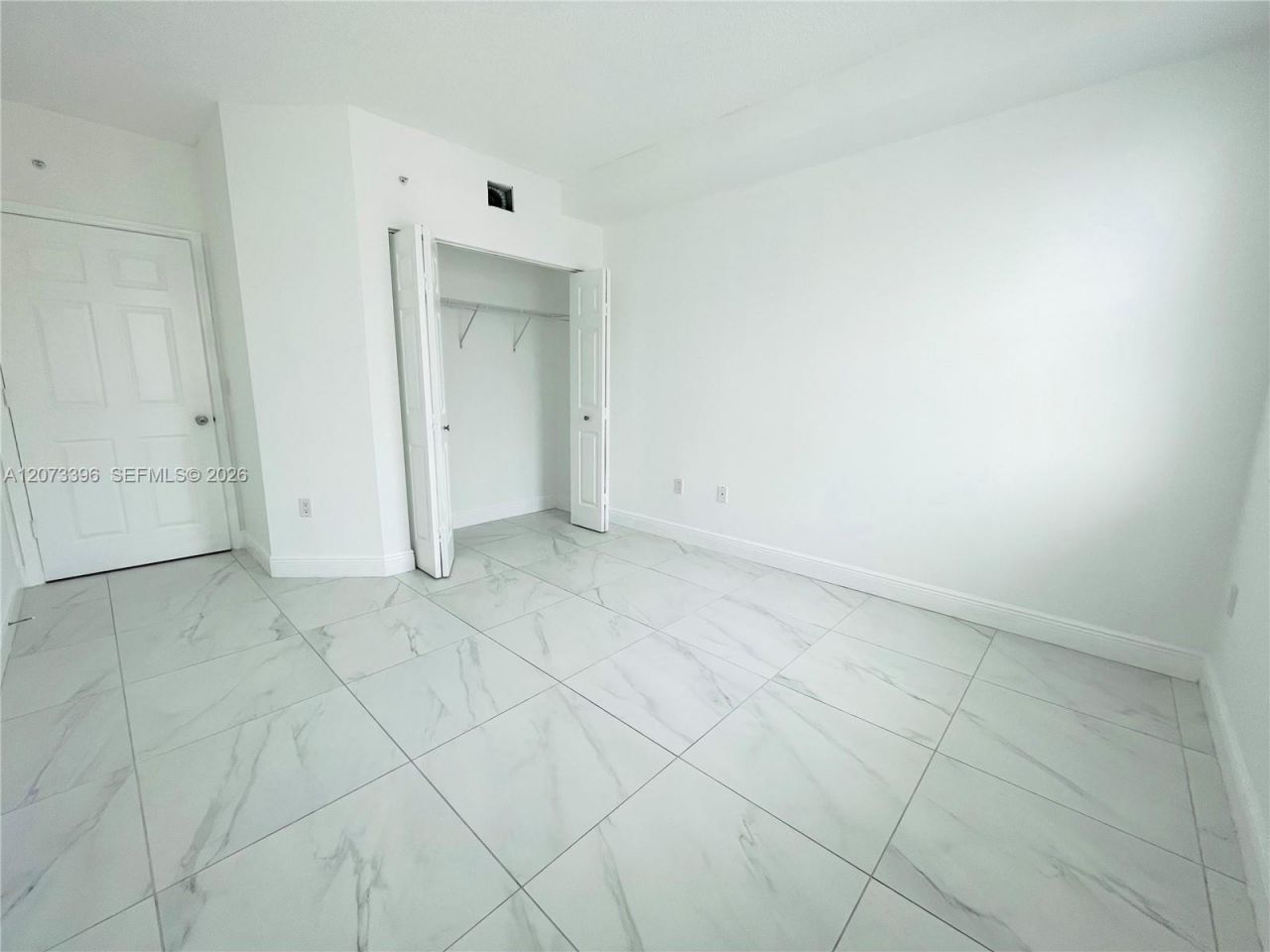17150 N Bay Rd , Unit 2902, Sunny Isles Beach, FL 33160 Photo