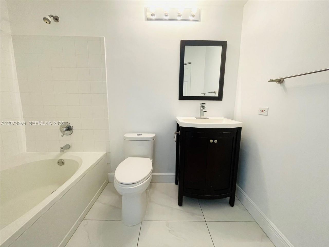 17150 N Bay Rd , Unit 2902, Sunny Isles Beach, FL 33160 Photo