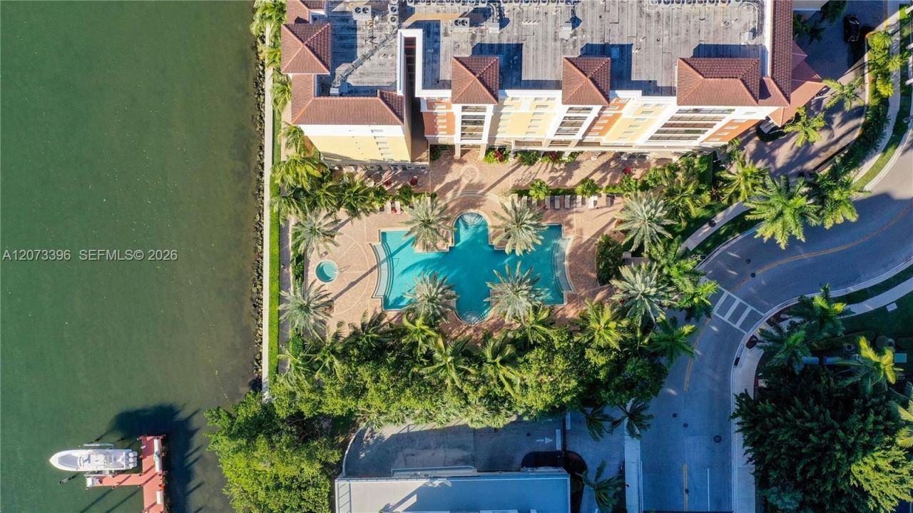 17150 N Bay Rd , Unit 2902, Sunny Isles Beach, FL 33160 Photo