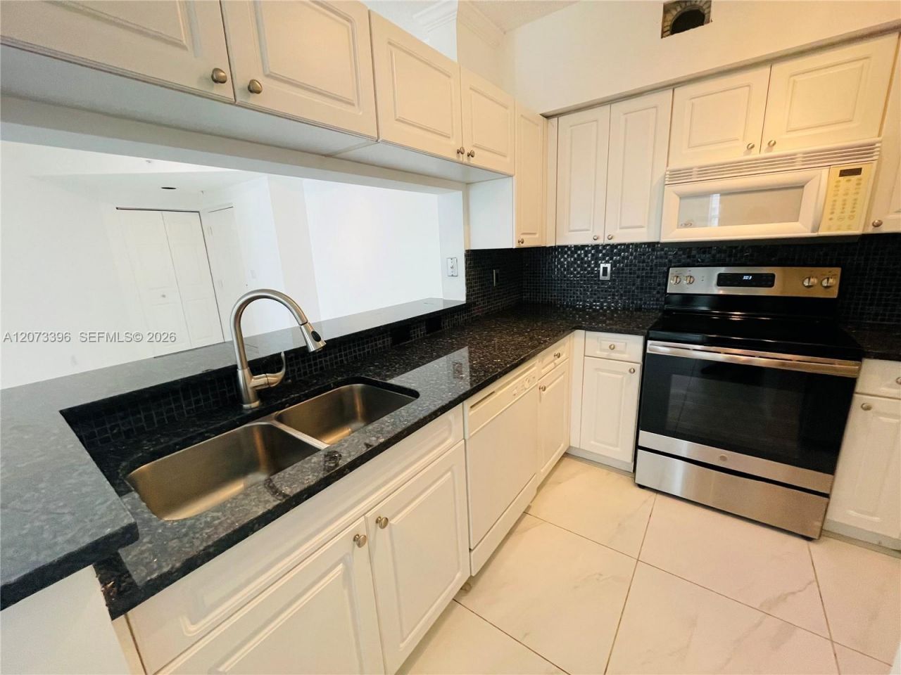 17150 N Bay Rd , Unit 2902, Sunny Isles Beach, FL 33160 Photo