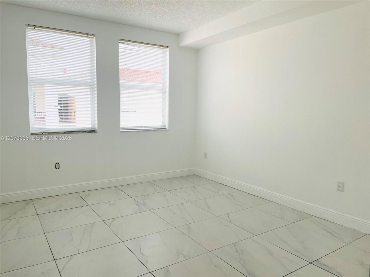 17150 N Bay Rd , Unit 2902, Sunny Isles Beach, FL 33160 Photo