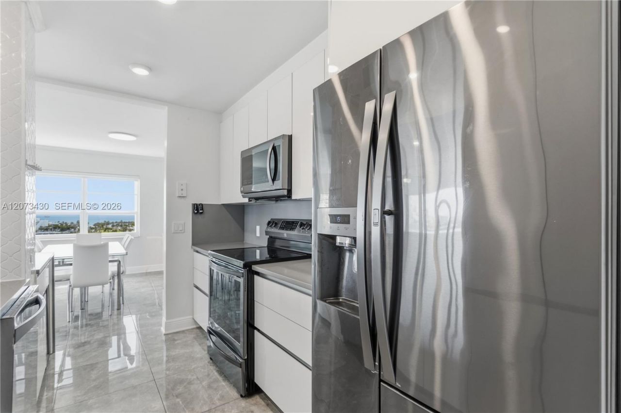 340 Sunset Dr , Unit 1210, Fort Lauderdale, FL 33301 Photo