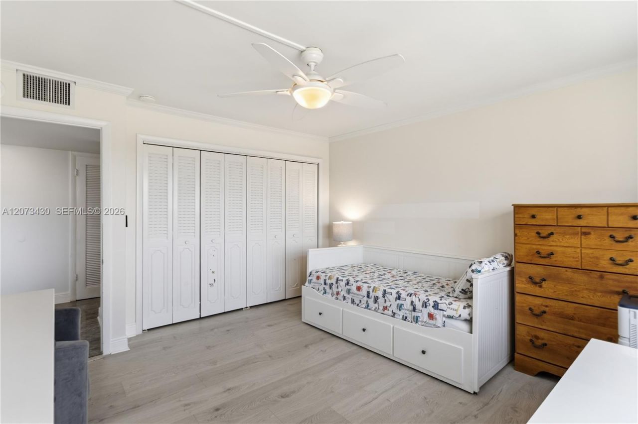 340 Sunset Dr , Unit 1210, Fort Lauderdale, FL 33301 Photo