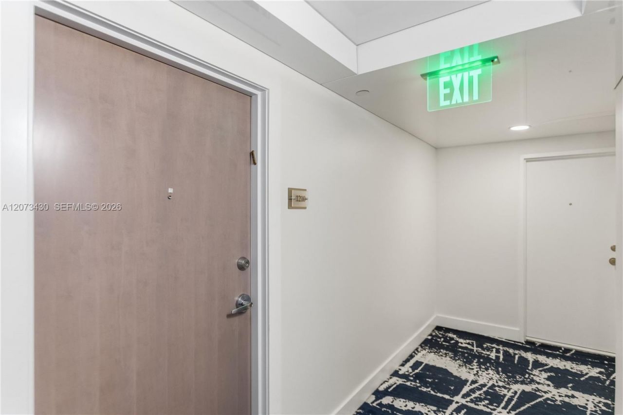 340 Sunset Dr , Unit 1210, Fort Lauderdale, FL 33301 Photo