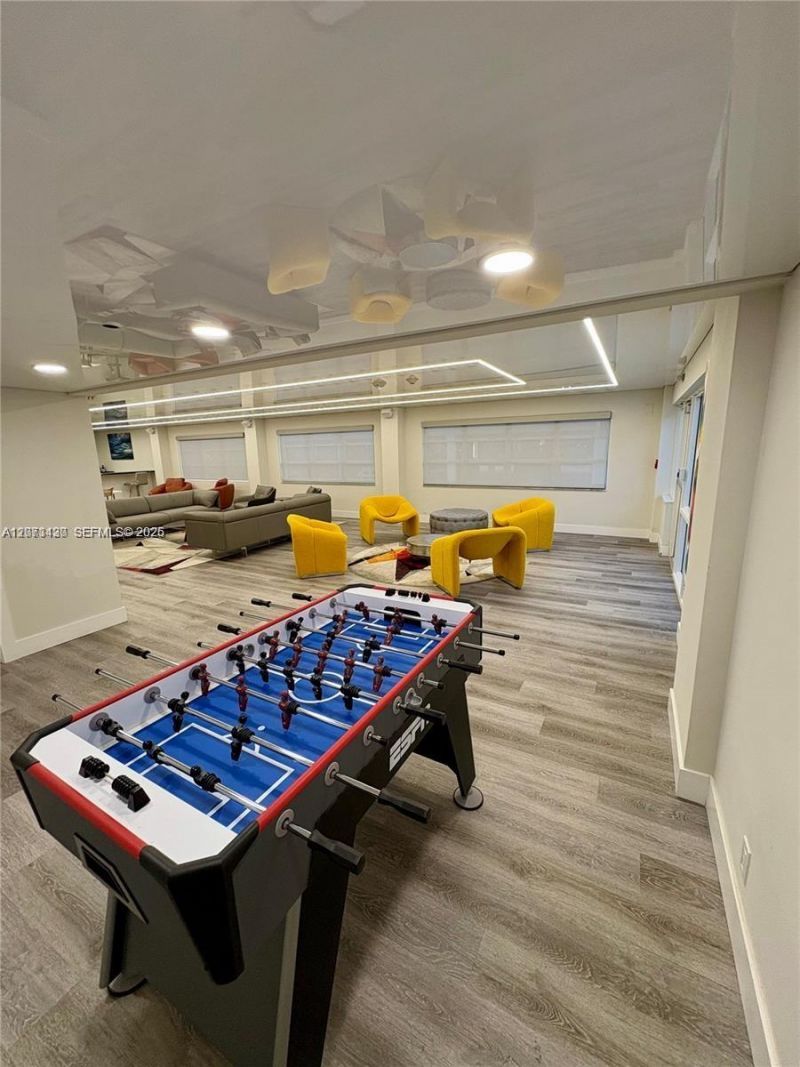 340 Sunset Dr , Unit 1210, Fort Lauderdale, FL 33301 Photo