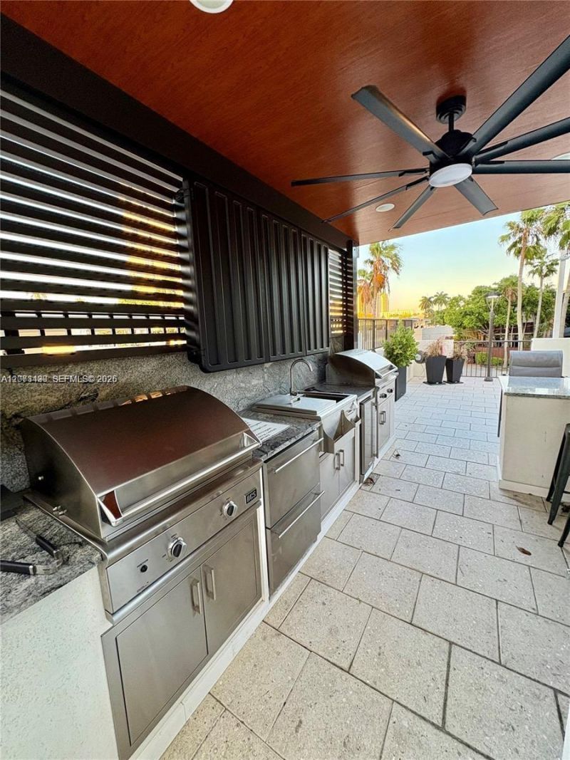 340 Sunset Dr , Unit 1210, Fort Lauderdale, FL 33301 Photo