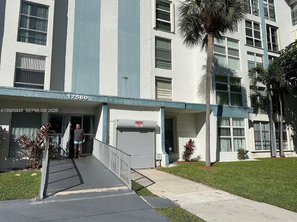 17560 Atlantic Blvd , Unit 405, Sunny Isles Beach, FL 33160