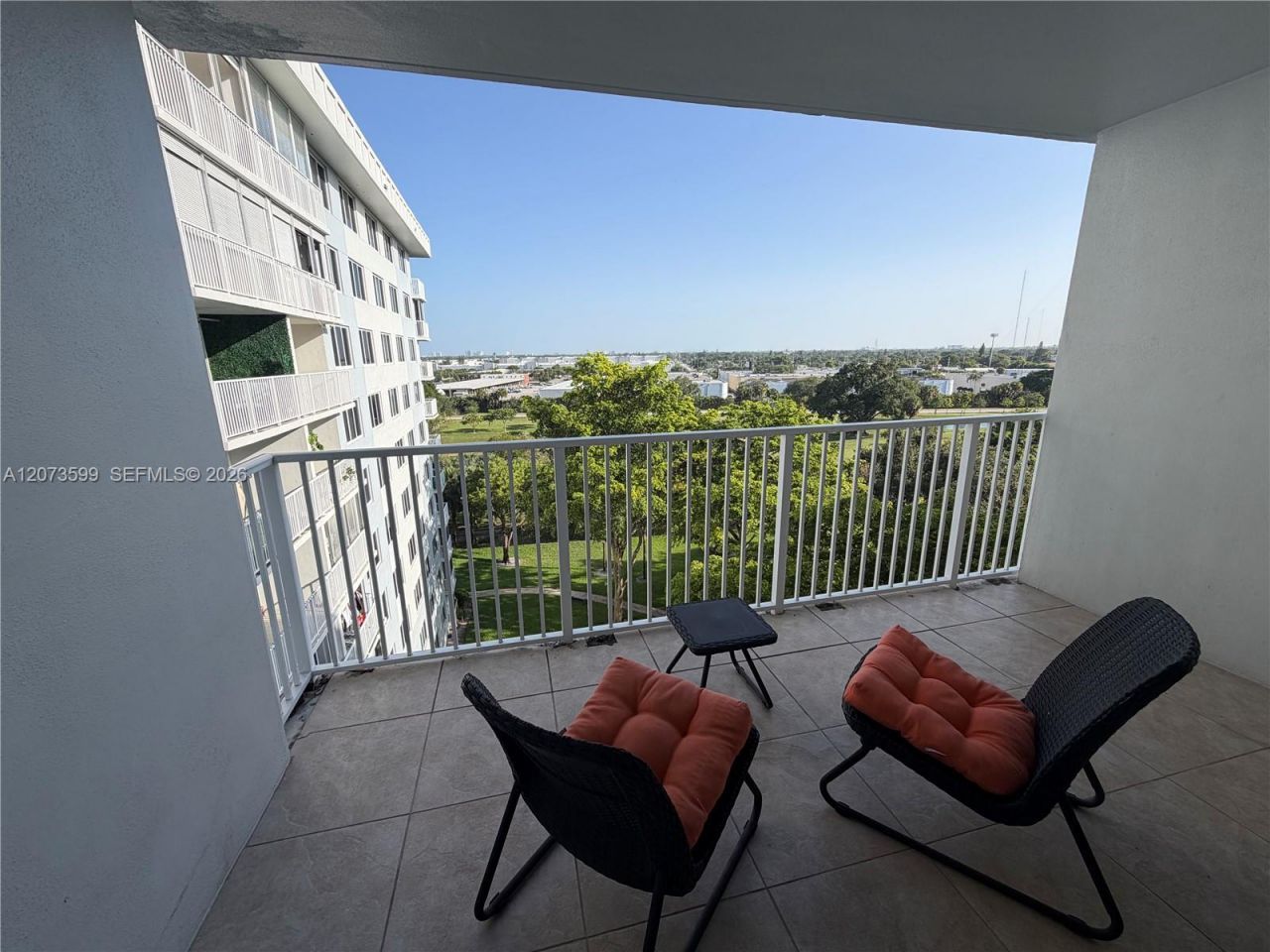 4200 Hillcrest Dr , Unit 809, Hollywood, FL 33021 Photo