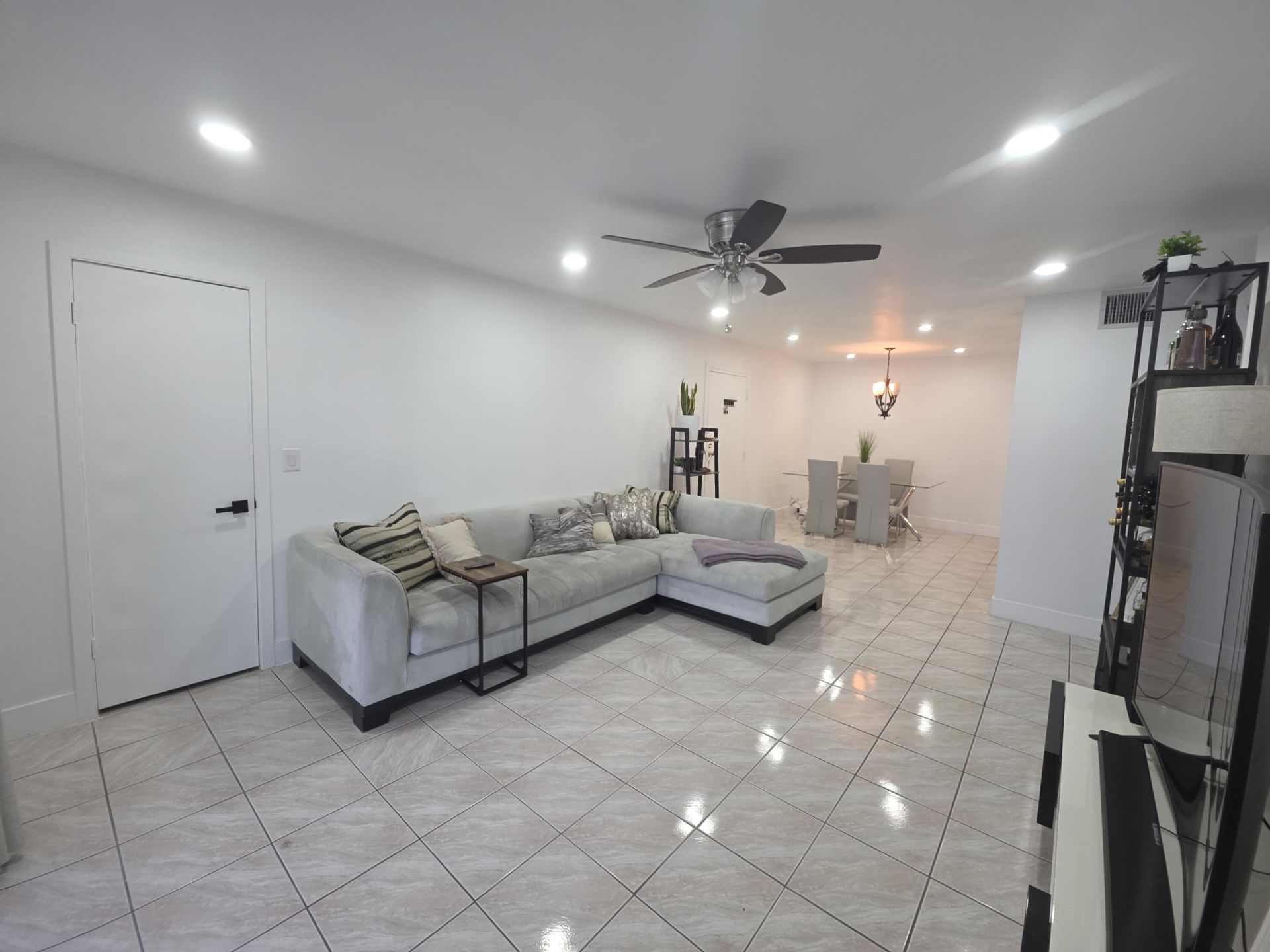 6391 Bay Club Drive, Unit 4, Fort Lauderdale, FL 33308 Photo