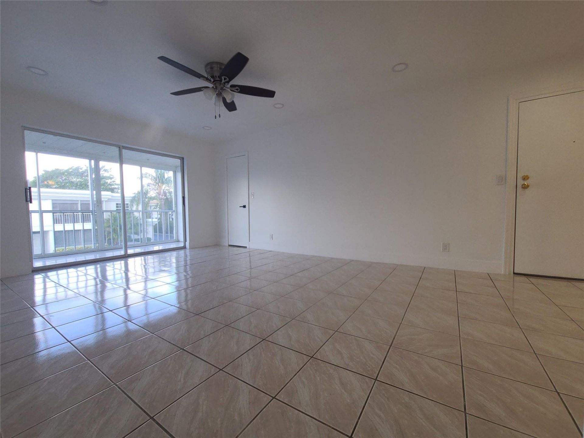 6391 Bay Club Drive, Unit 4, Fort Lauderdale, FL 33308 Photo