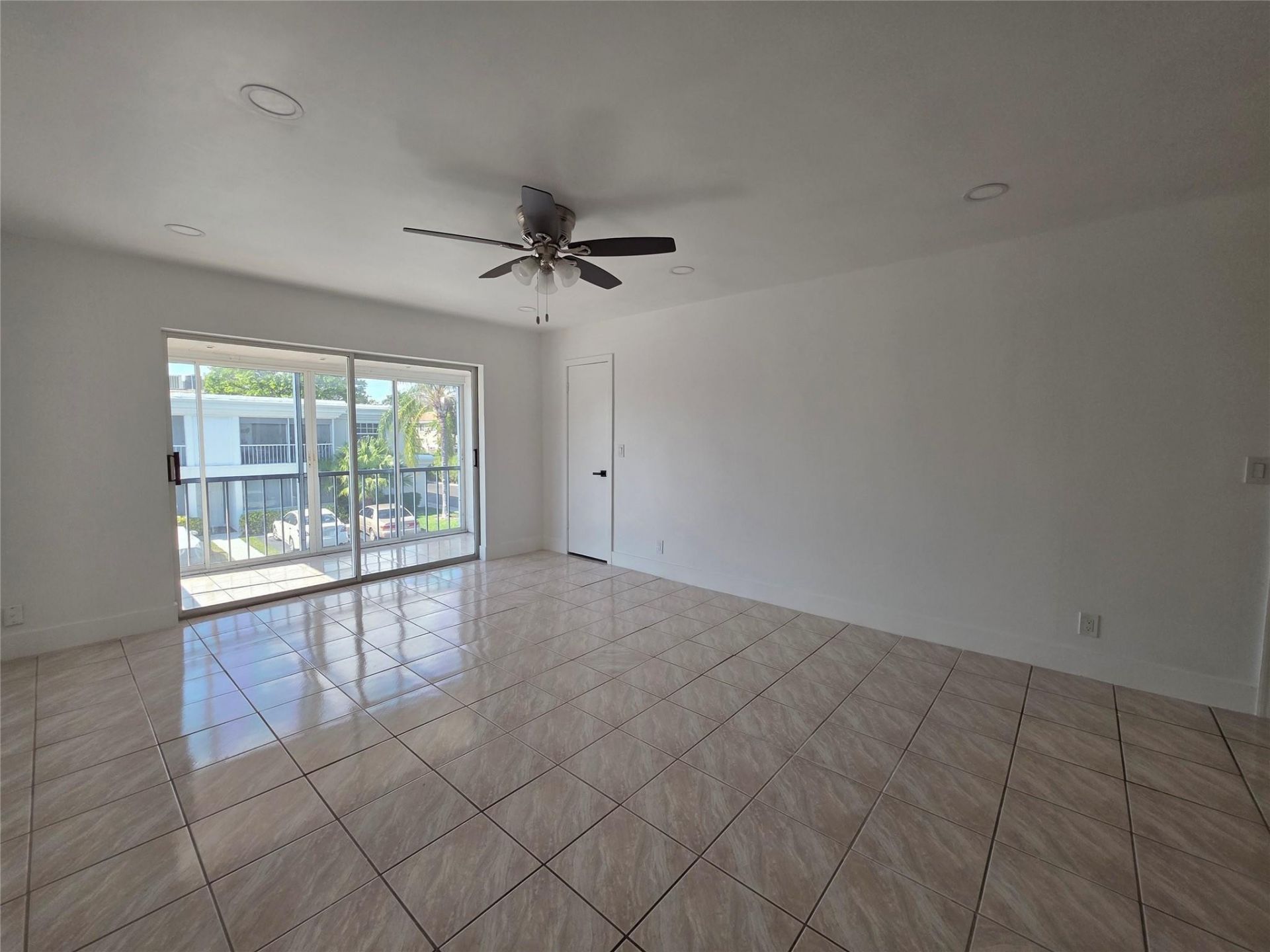 6391 Bay Club Drive, Unit 4, Fort Lauderdale, FL 33308 Photo