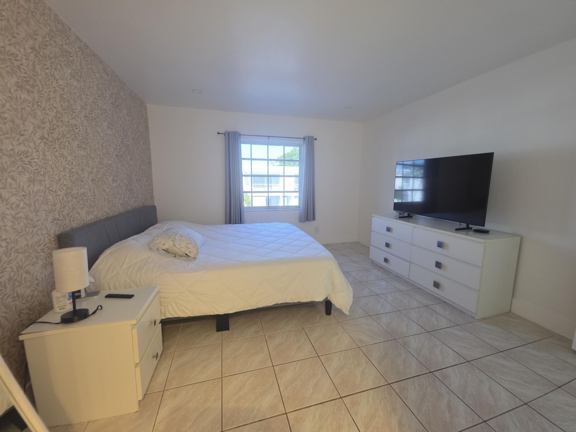 6391 Bay Club Drive, Unit 4, Fort Lauderdale, FL 33308 Photo