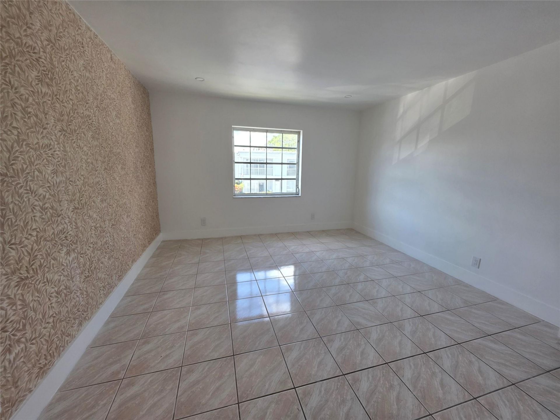 6391 Bay Club Drive, Unit 4, Fort Lauderdale, FL 33308 Photo