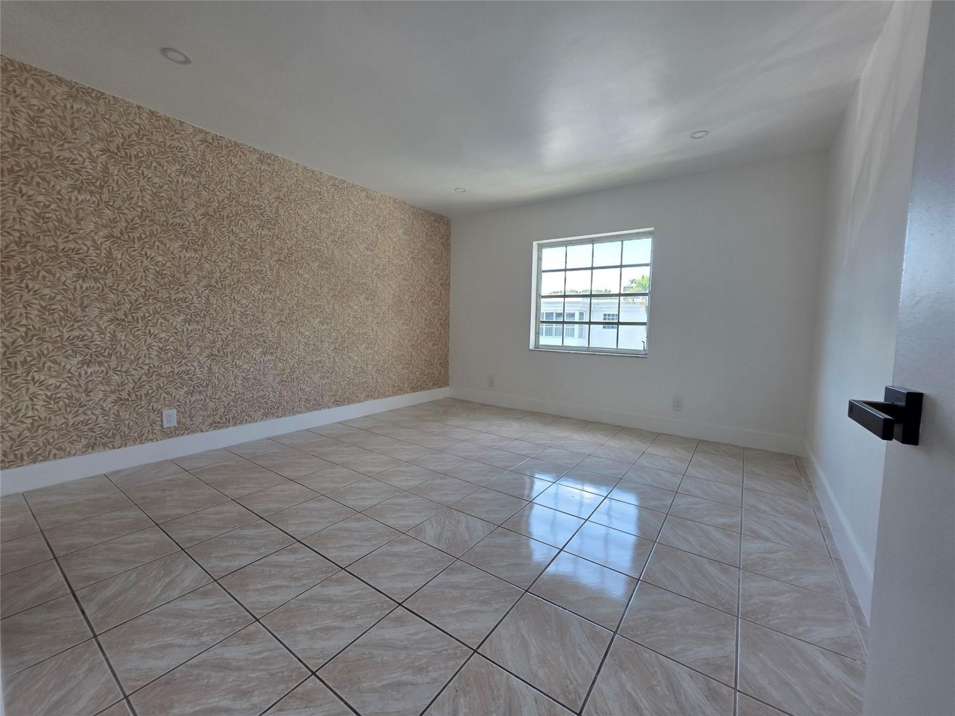 6391 Bay Club Drive, Unit 4, Fort Lauderdale, FL 33308 Photo