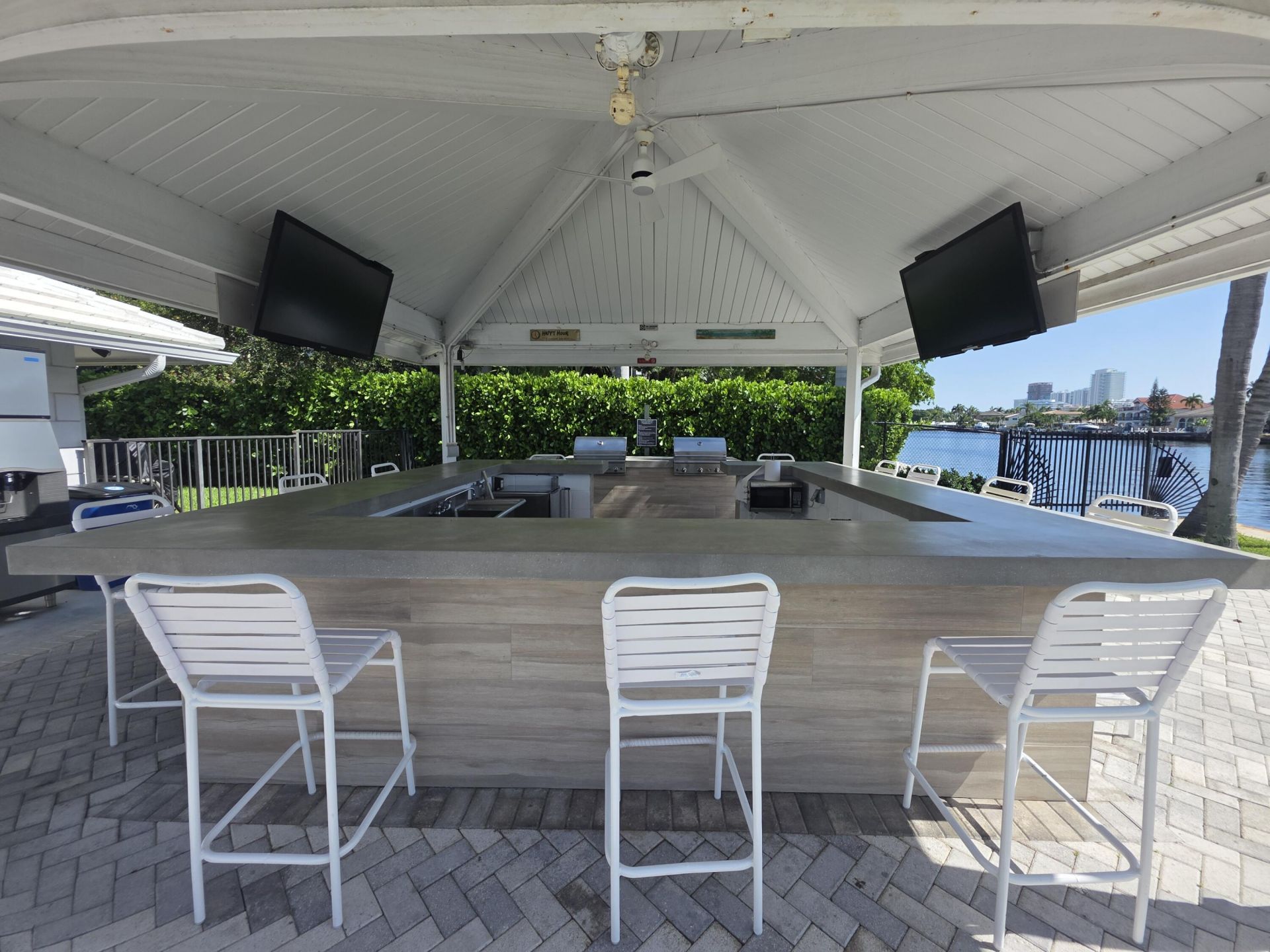 6391 Bay Club Drive, Unit 4, Fort Lauderdale, FL 33308 Photo