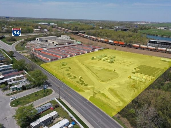 2000 Dolton Road , Unit 2000, Calumet City, IL 60409