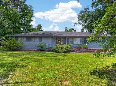 120 Pineview Drive, Albany, KY 42602