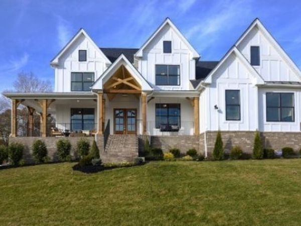 7281 Belvoir Drive , Fairview, TN 37062