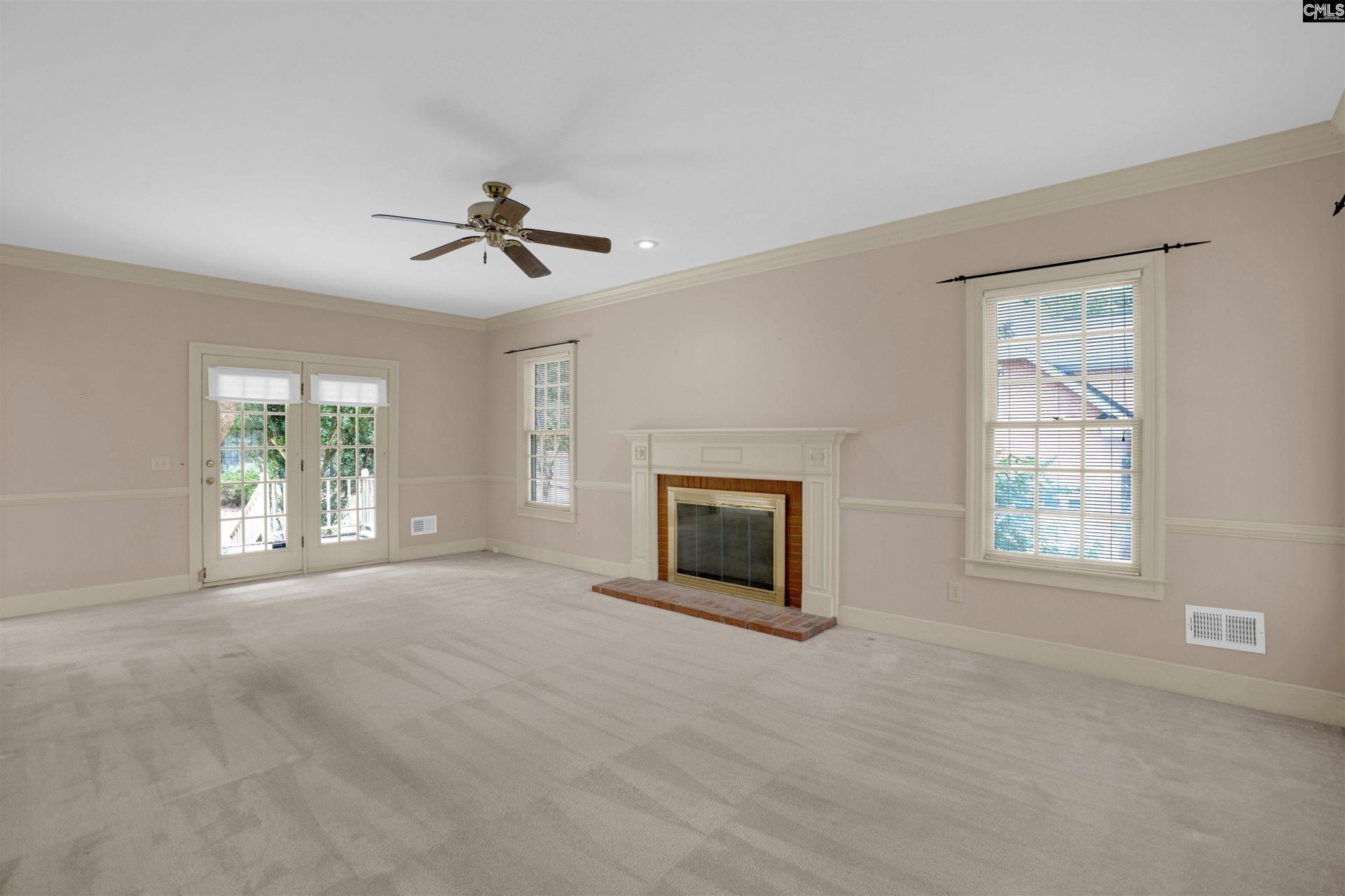 305 Bridgecreek Drive  Photo 6