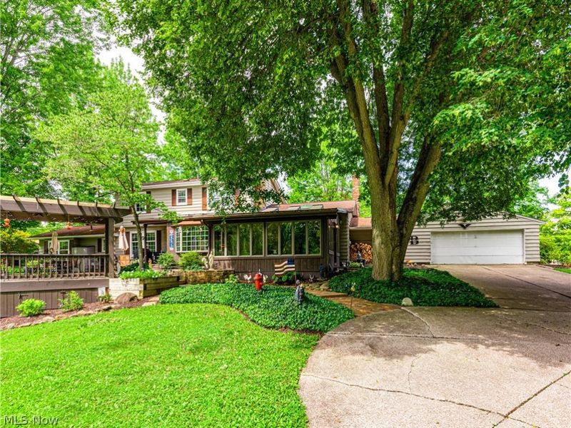 4140 W Bath Road, Akron, OH 44333 Photo 2