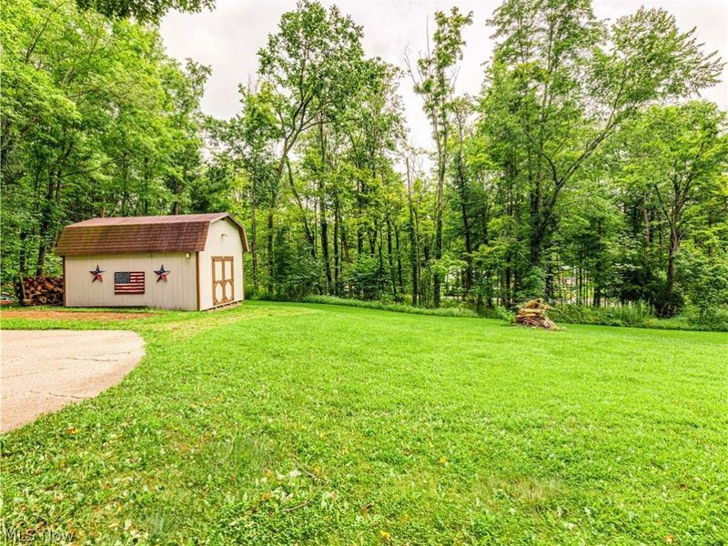 4140 W Bath Road, Akron, OH 44333 Photo 6