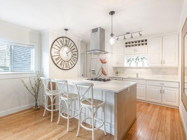 34 Everett Ave, Unit 1, Somerville, MA 02145