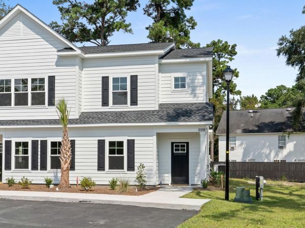 16 Graybo Ln, Unit 10, Pawleys Island, SC 29585