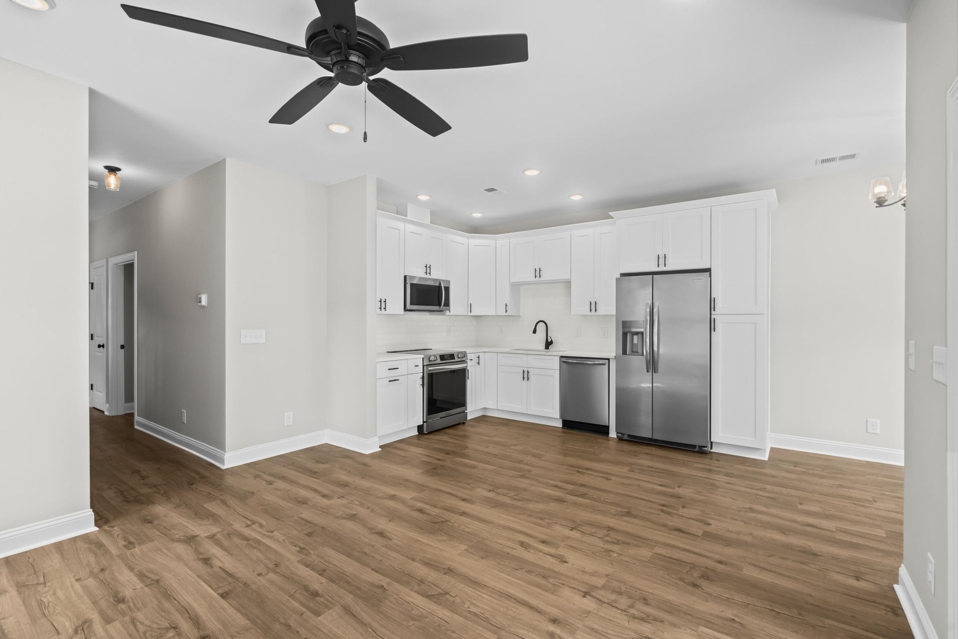 16 Graybo Ln Photo 5