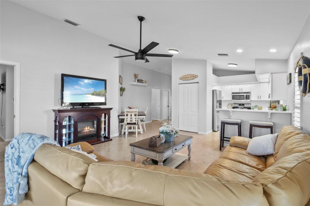 12962 SW Doug Drive, Lake Suzy, FL 34269 Photo