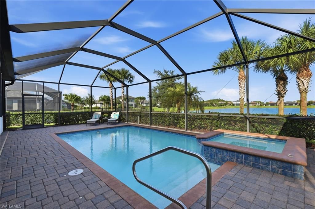 19543 Deming Ln, Estero, FL 33928 Photo