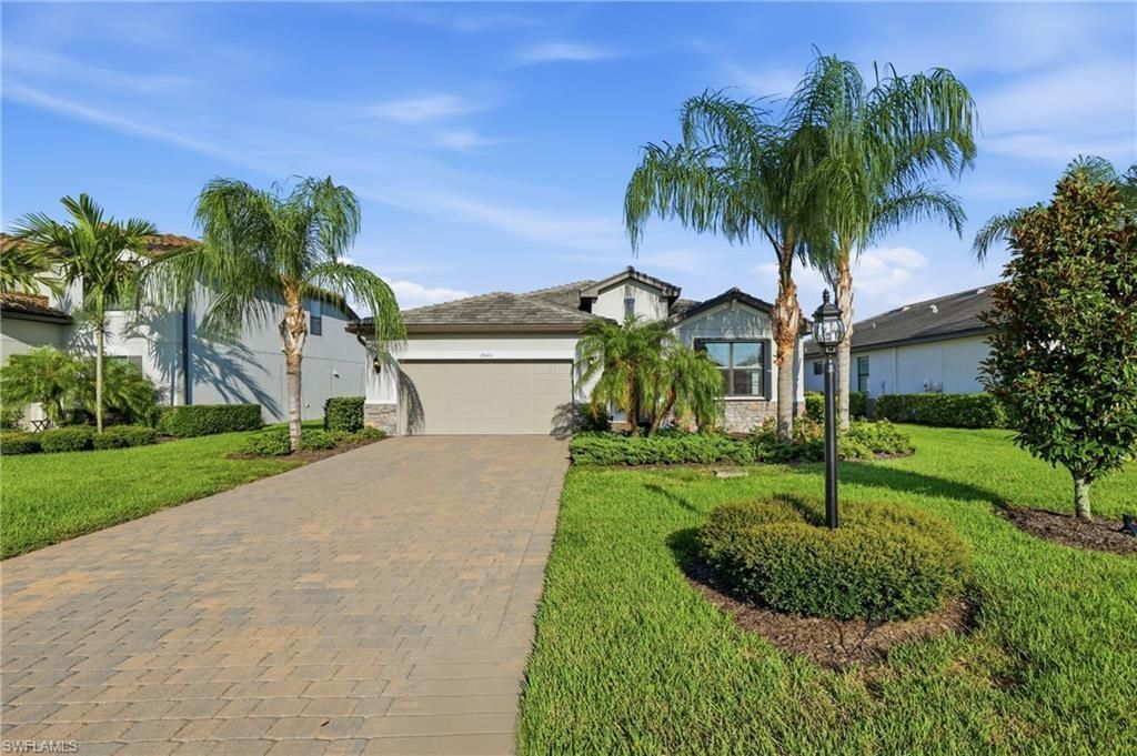 19543 Deming Ln, Estero, FL 33928 Photo