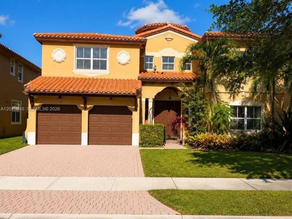 2700 SW 156th Pl , Miami, FL 33185