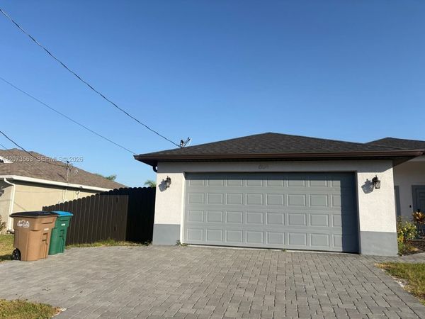 604 WILMINGTON , Cape Coral, FL 33993