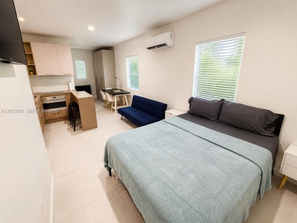 245 NE 33rd St , Unit 107, Miami, FL 33137