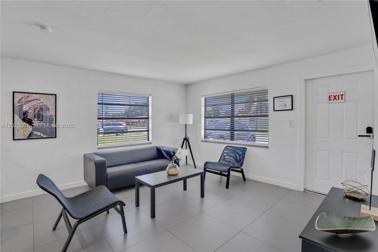1610 S 24th Ct, Hollywood, FL 33020 Photo