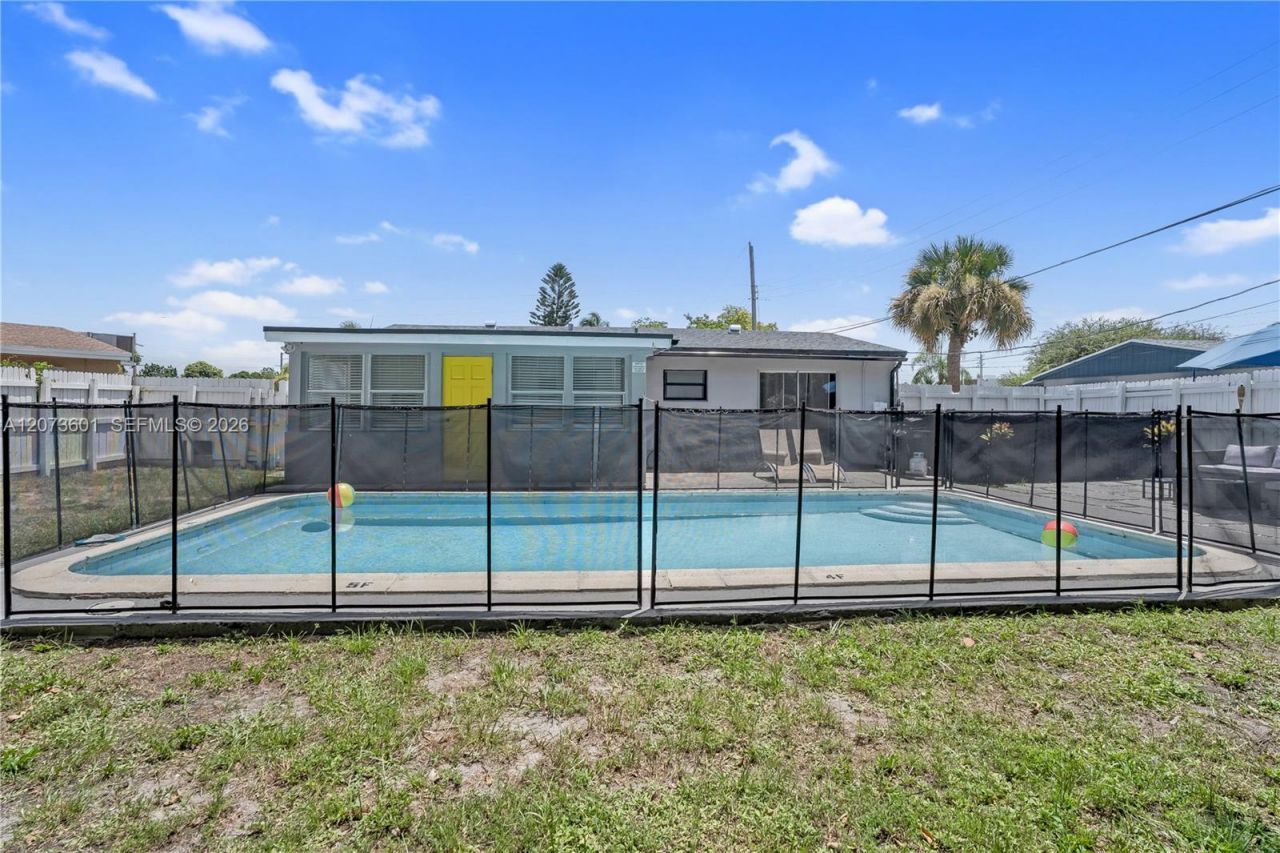 1610 S 24th Ct, Hollywood, FL 33020 Photo