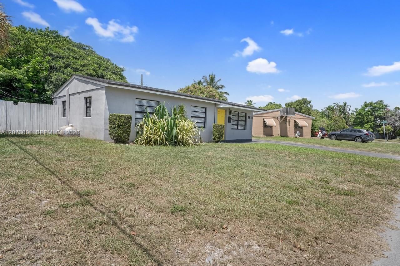 1610 S 24th Ct, Hollywood, FL 33020 Photo