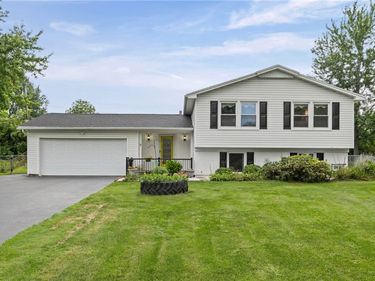 9 Chiswick Circle, Rochester, NY 14624
