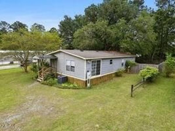 10750 LINOHAU Way , Diamondhead, MS 39525