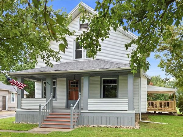 816 Churchill Road, Girard, OH 44420